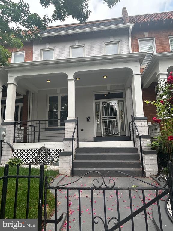 3507 New Hampshire Ave NW