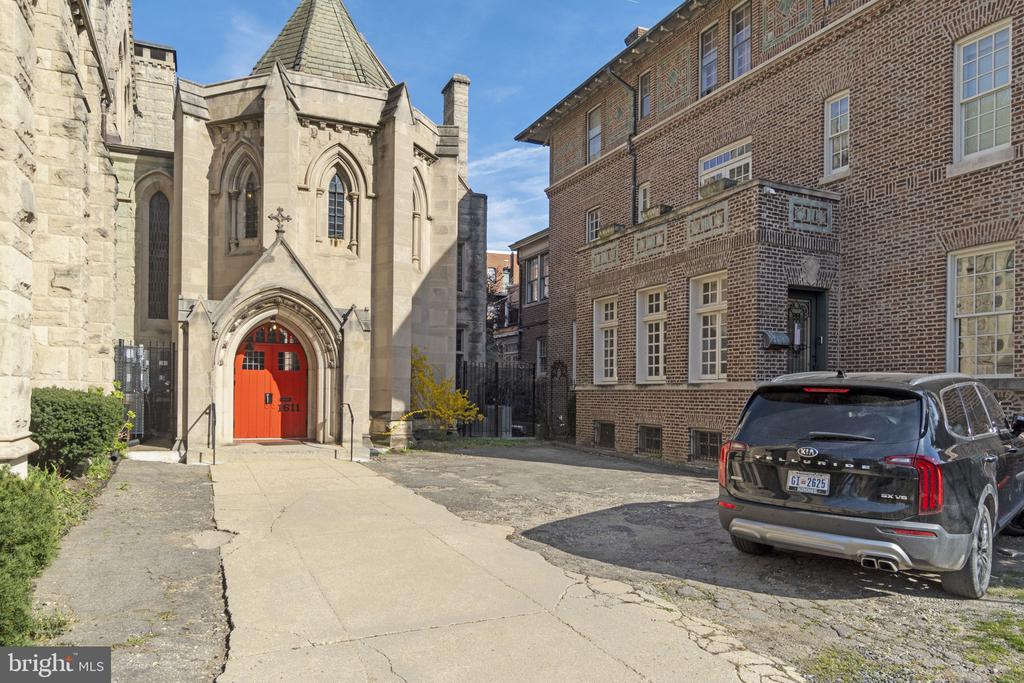 1611 16th St NW