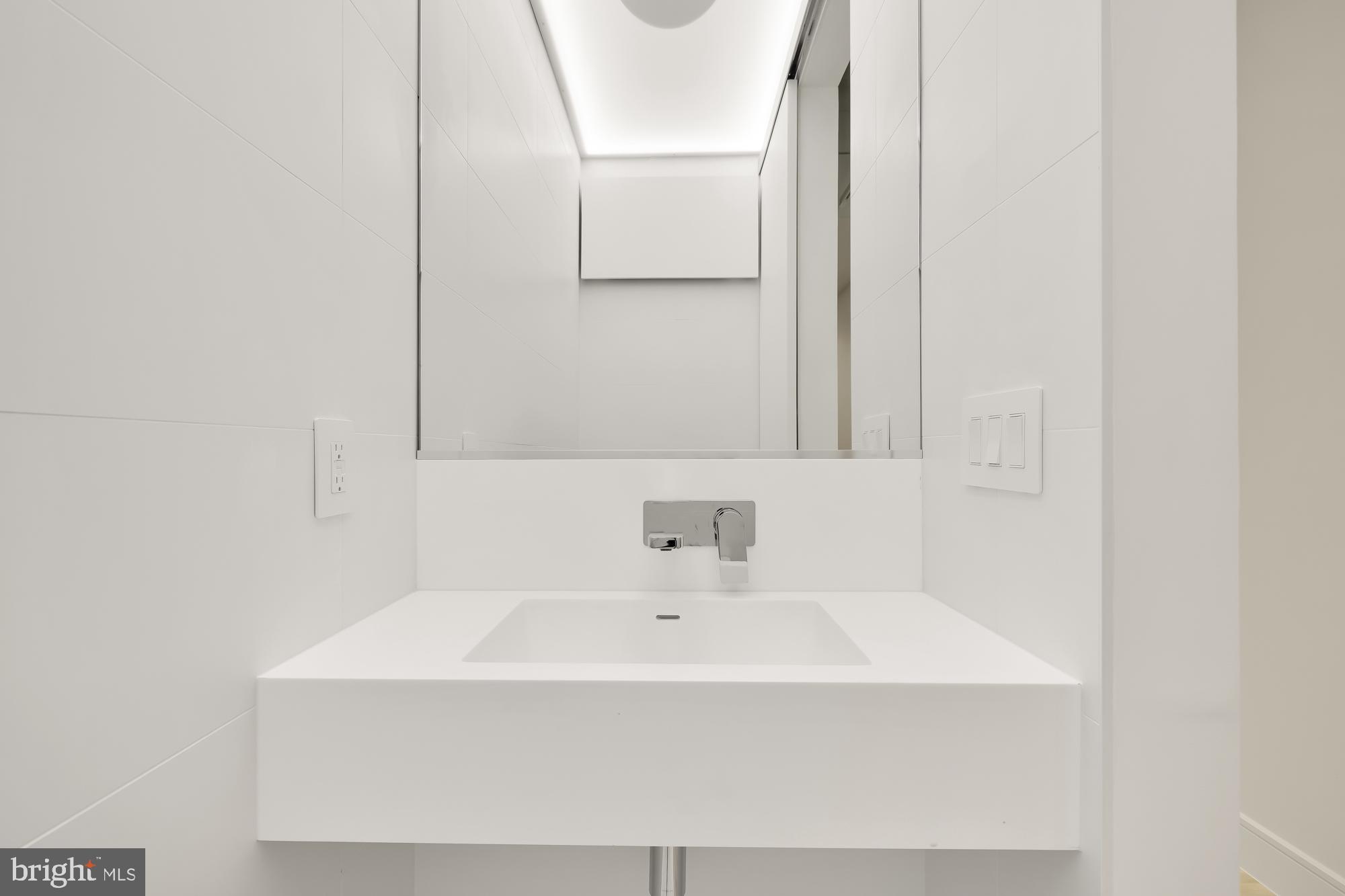 1515 14TH ST NW #301