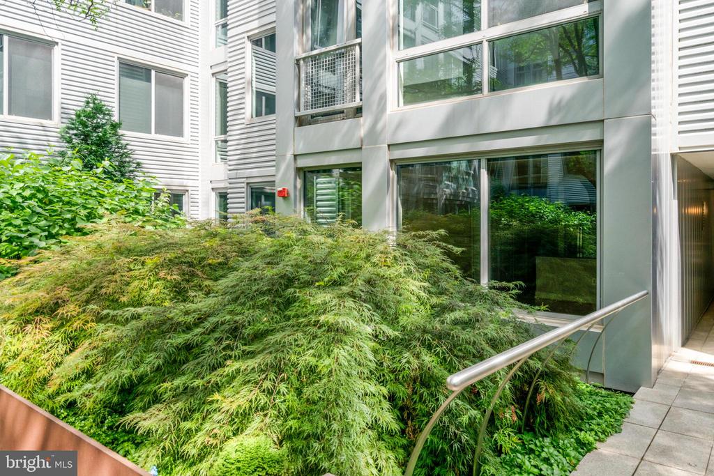 4101 Albemarle St NW #312
