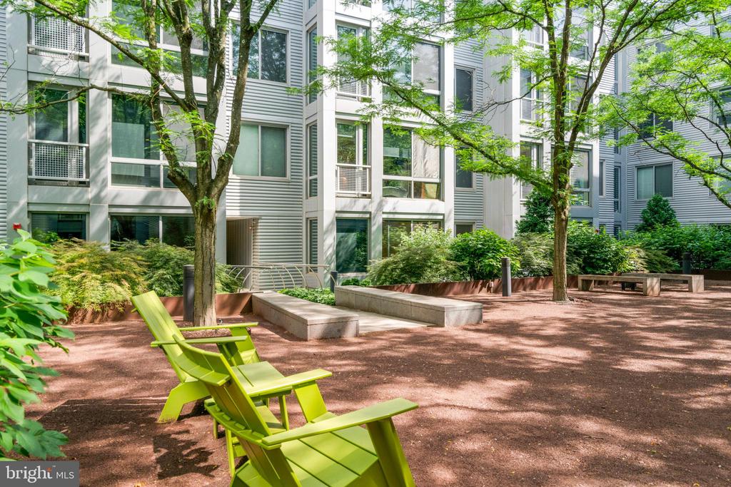 4101 Albemarle St NW #312