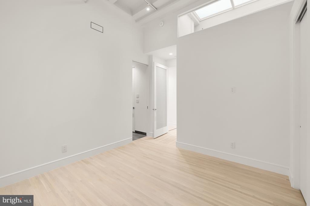 1515 14TH ST NW #303