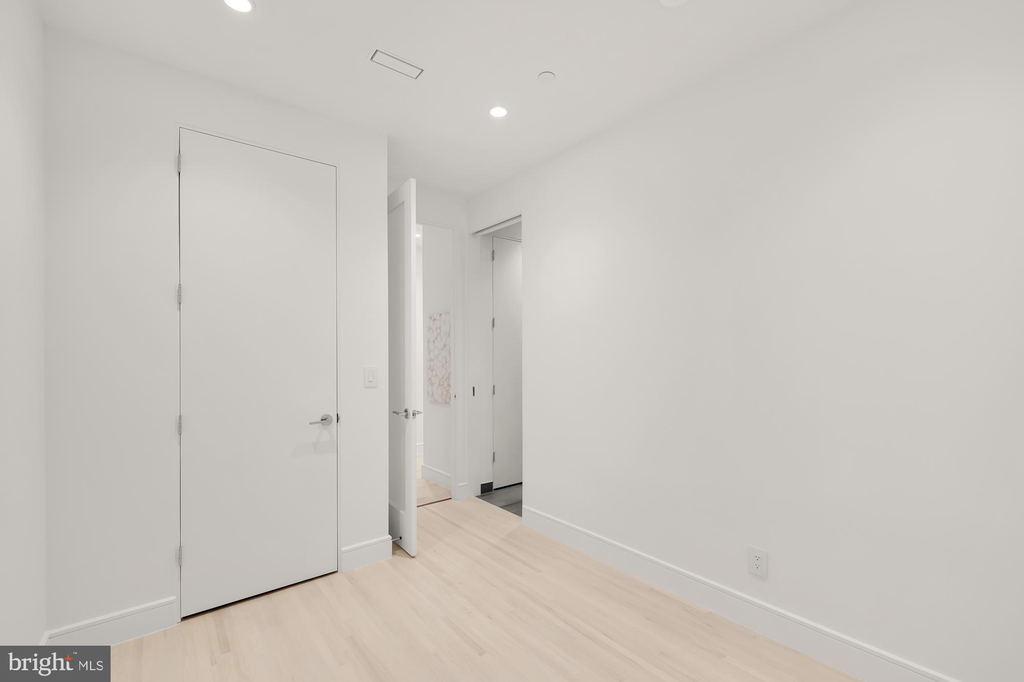1515 14TH ST NW #303