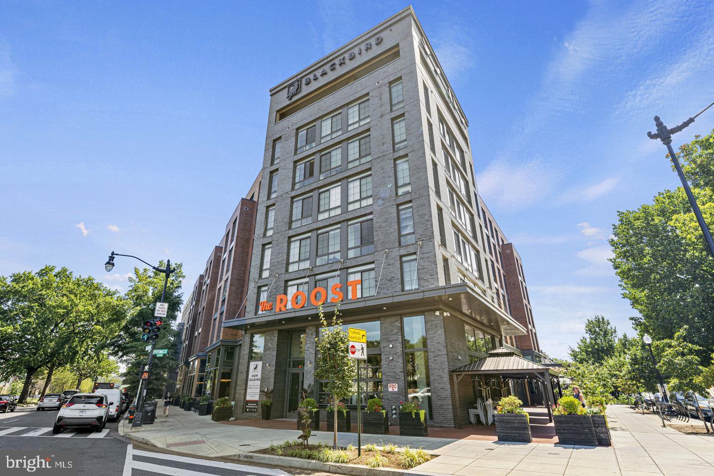 1324 E St SE #205