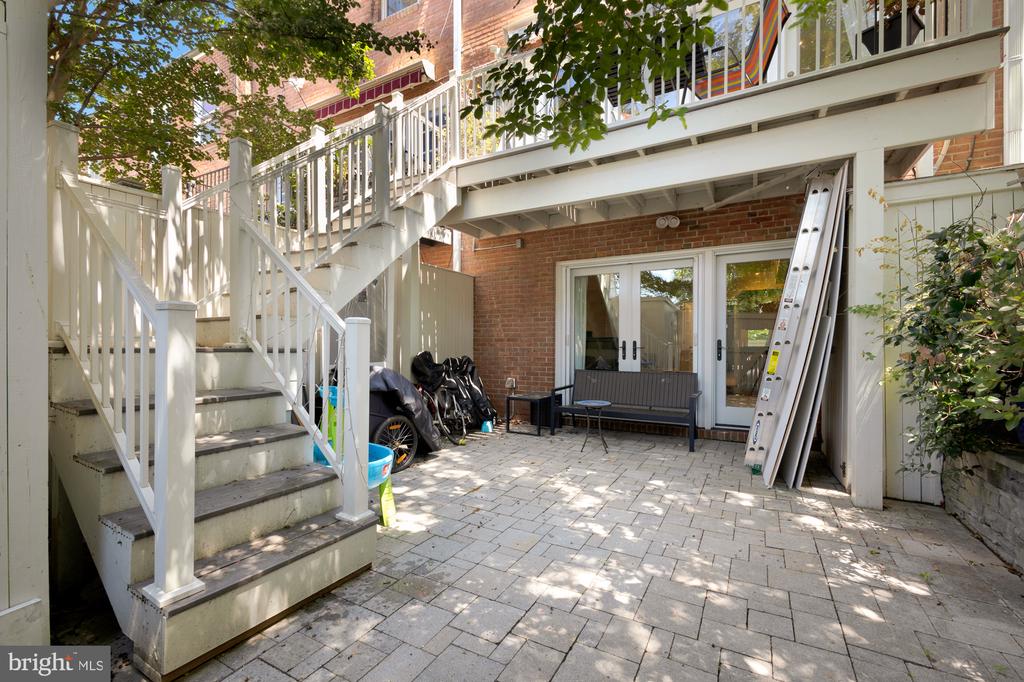 4220 RIVER RD NW
