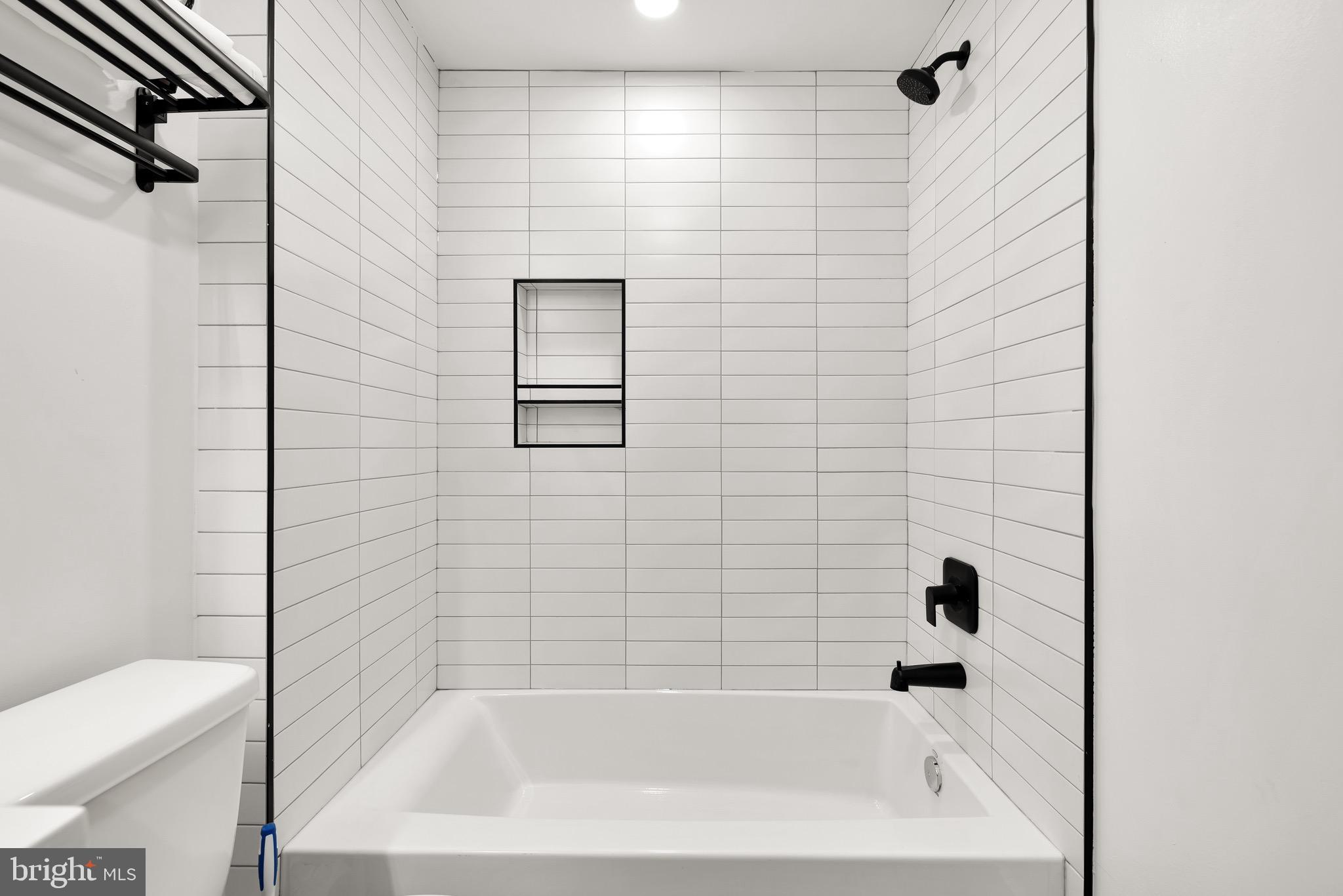 14 P St NW #203