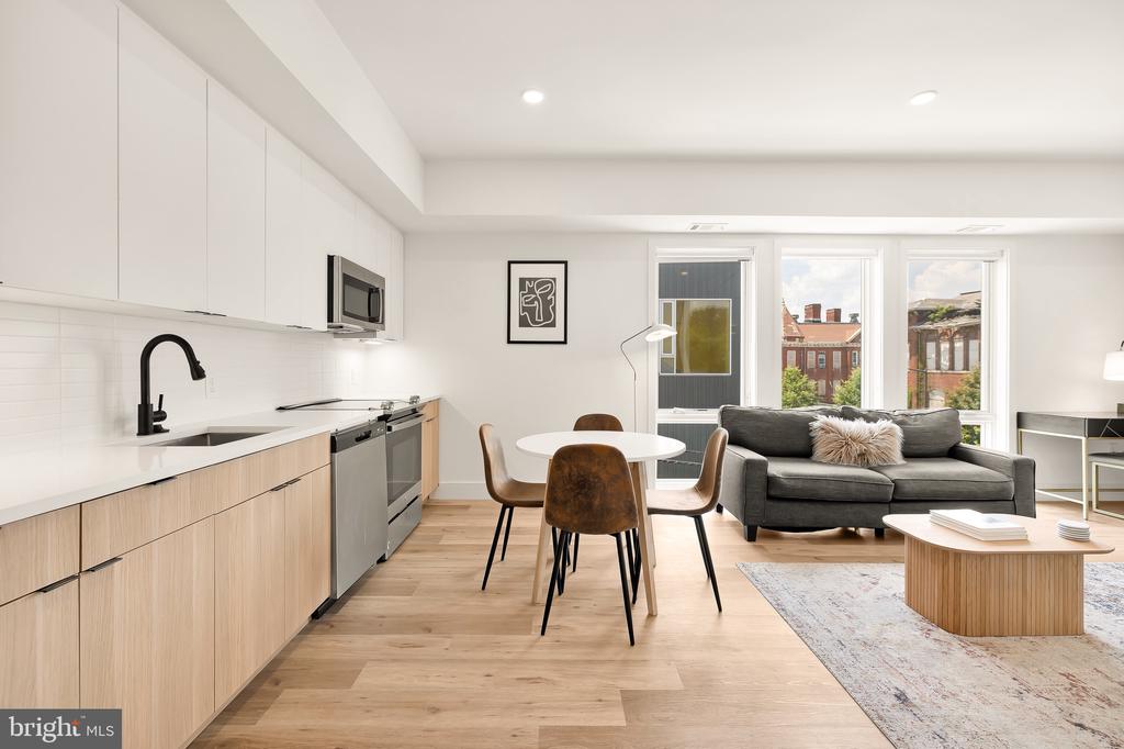 14 P St NW #303