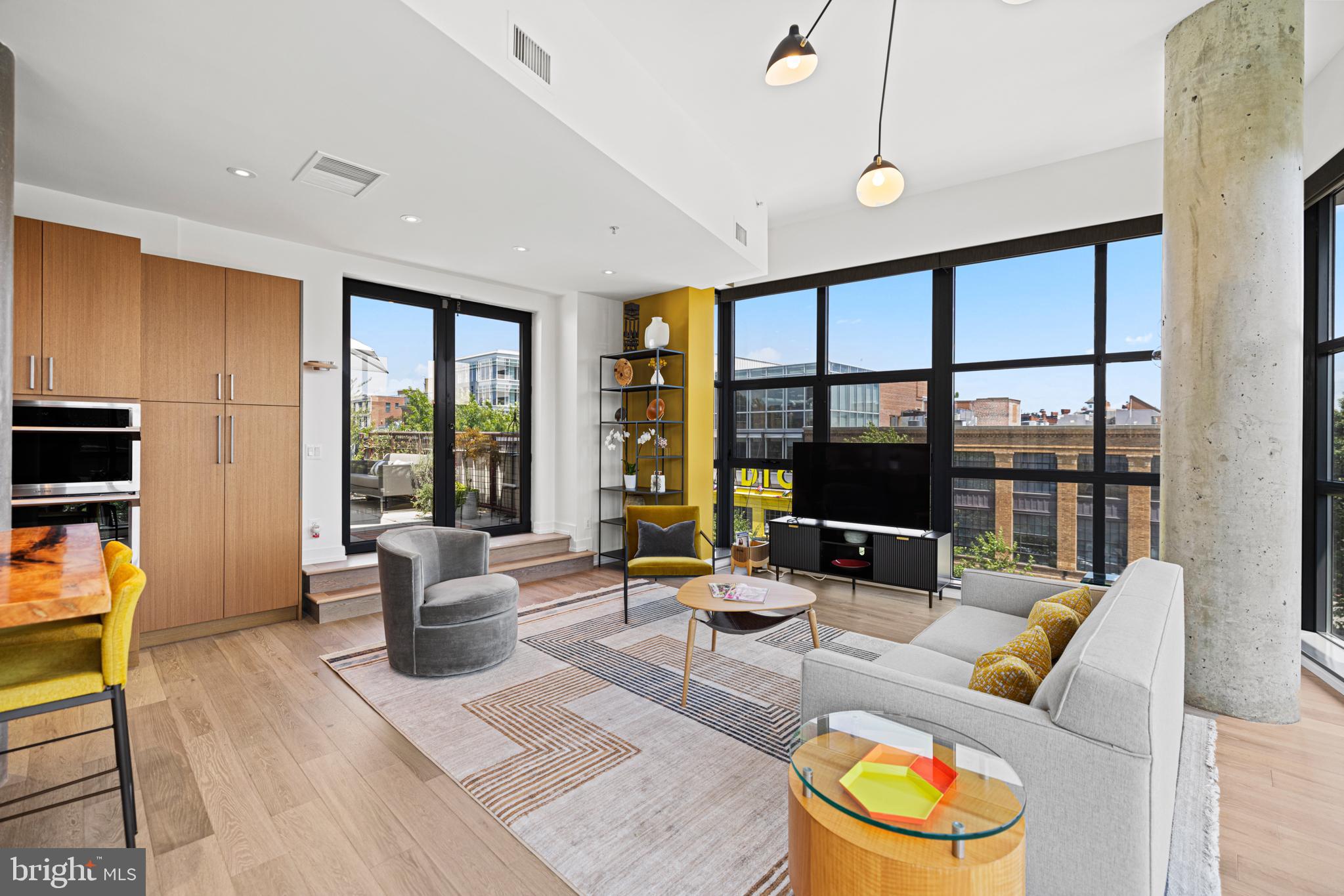 1413 P St NW #402