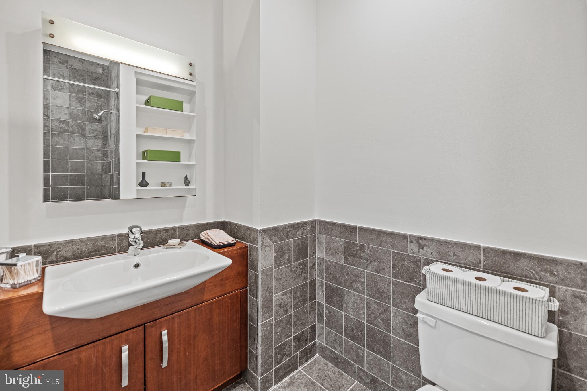 1413 P St NW #402