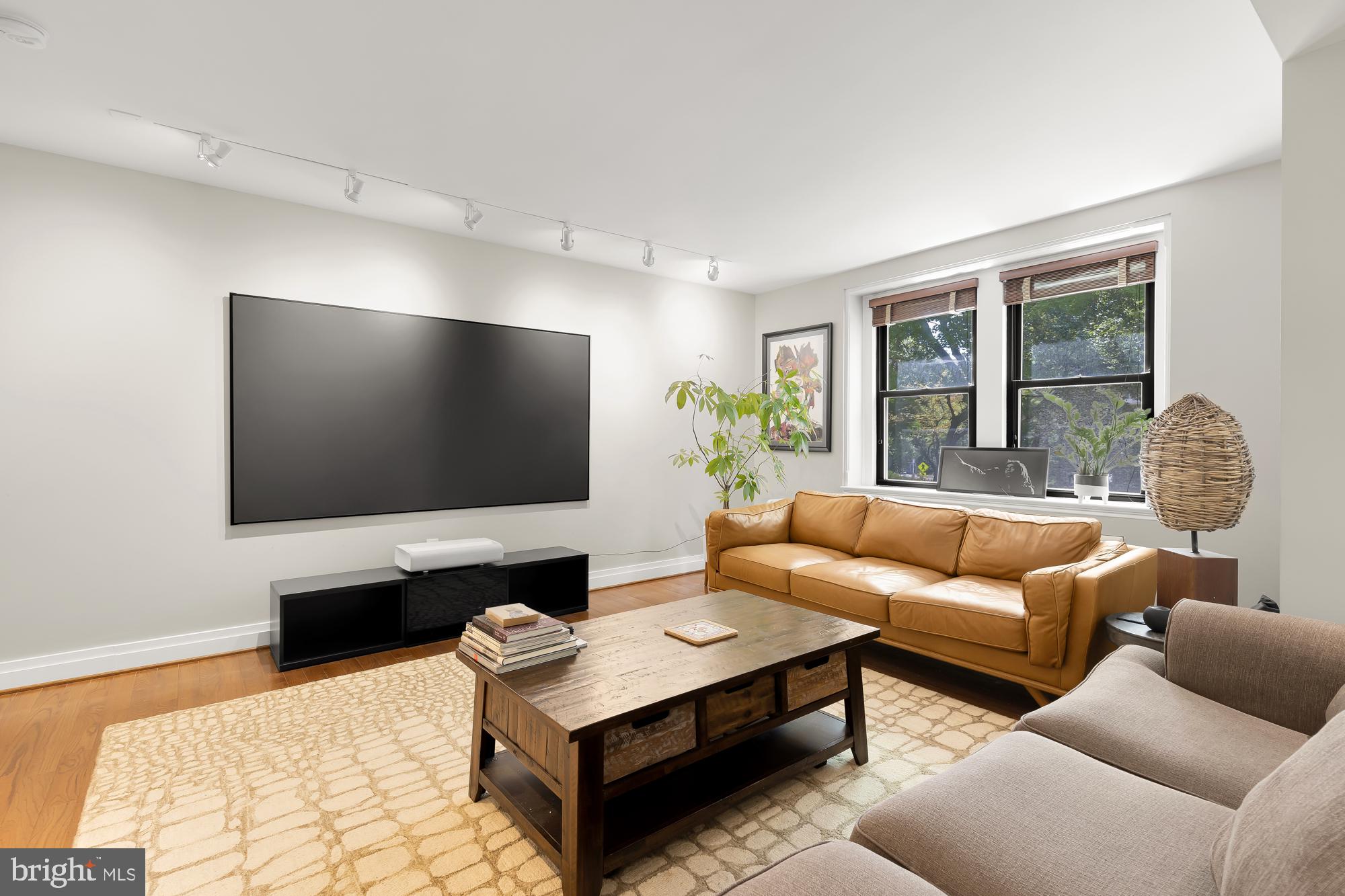 4701 Connecticut Ave NW #109