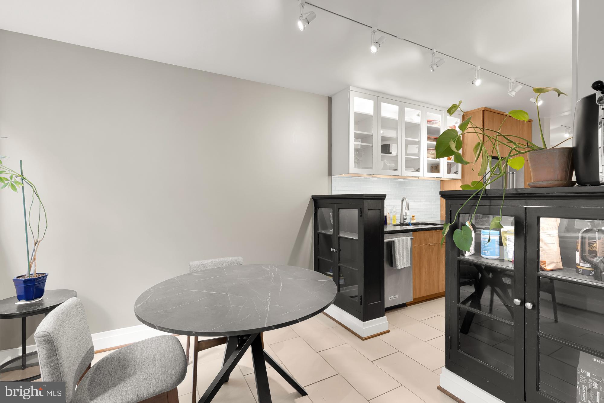 4701 Connecticut Ave NW #109