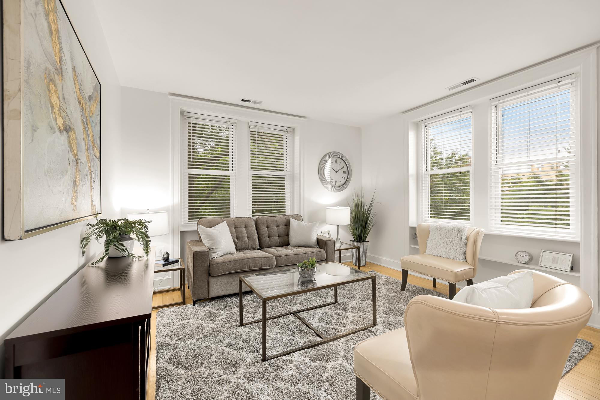 1916 17th St NW #302