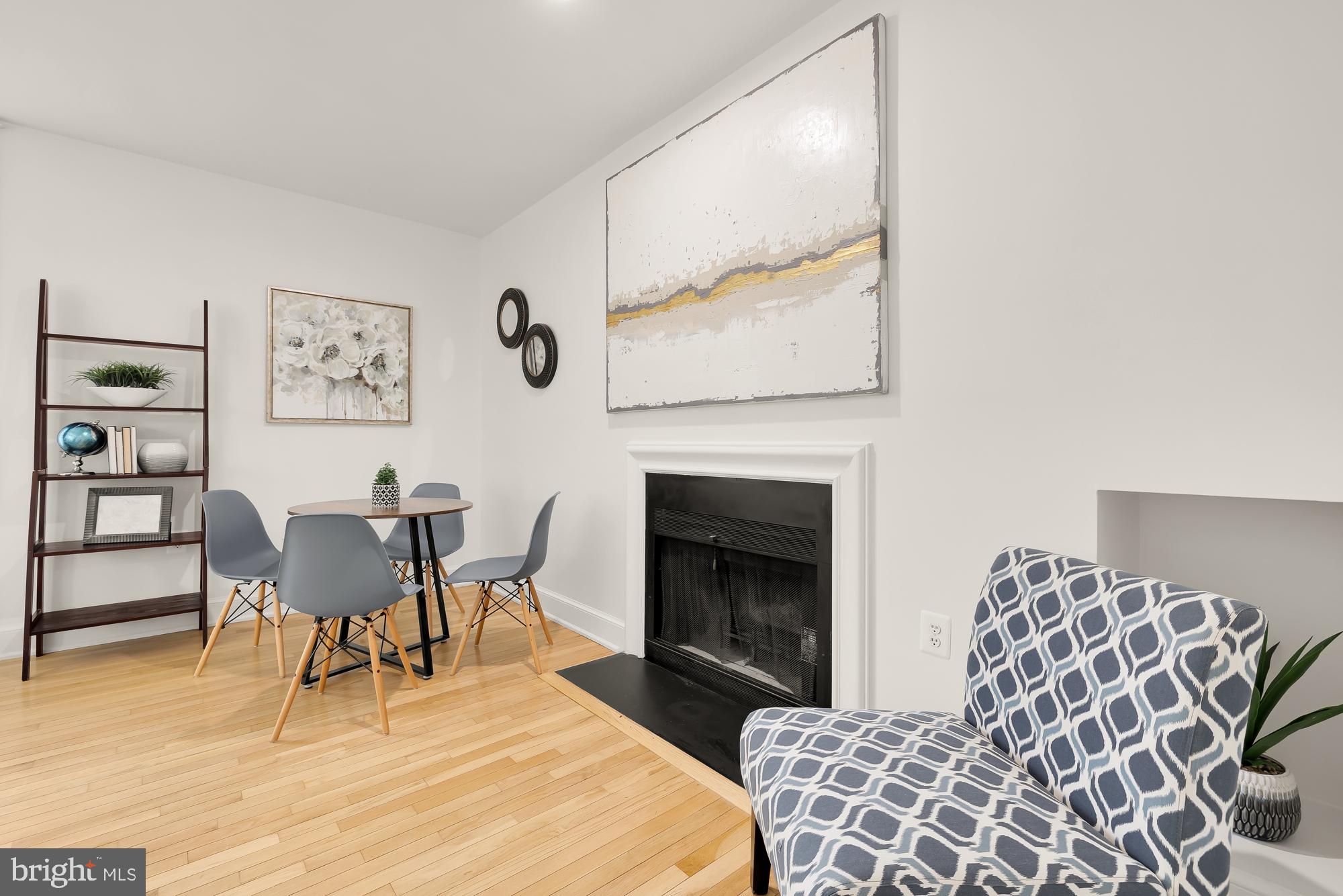 1916 17th St NW #302