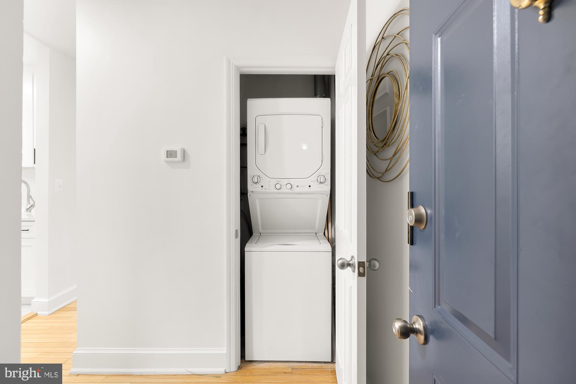 1916 17th St NW #302