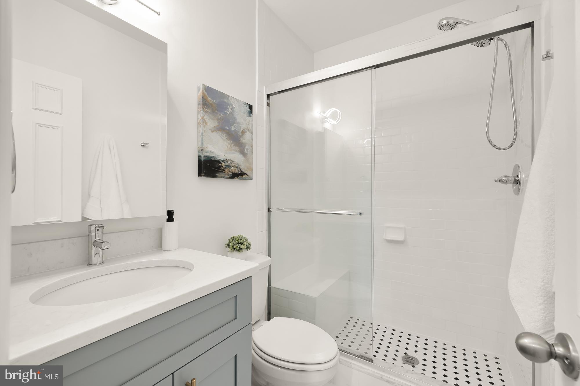 1916 17th St NW #302