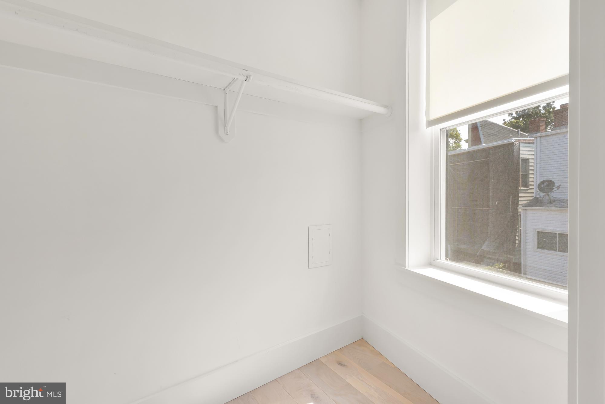 39 V St NE