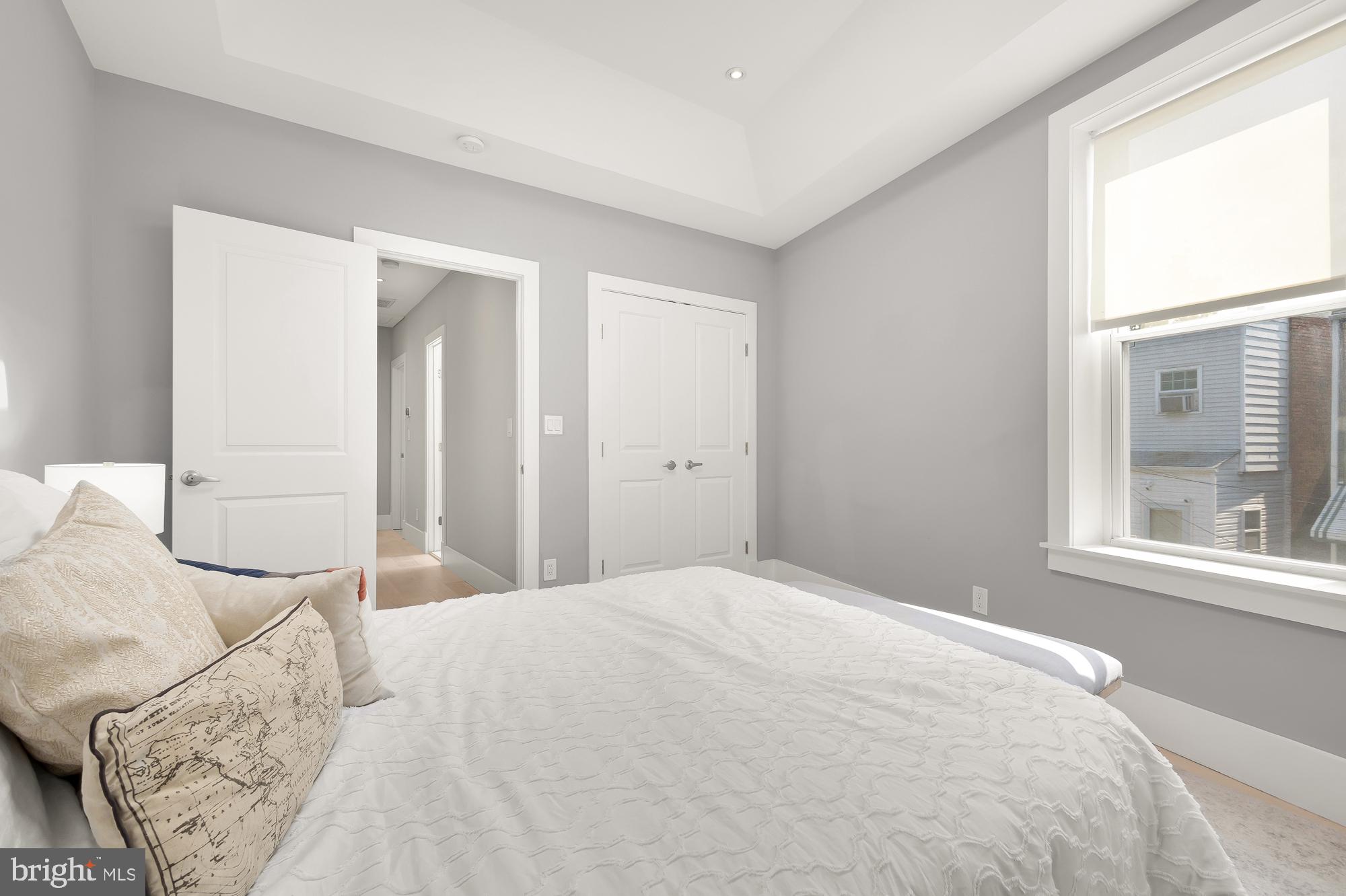 39 V St NE