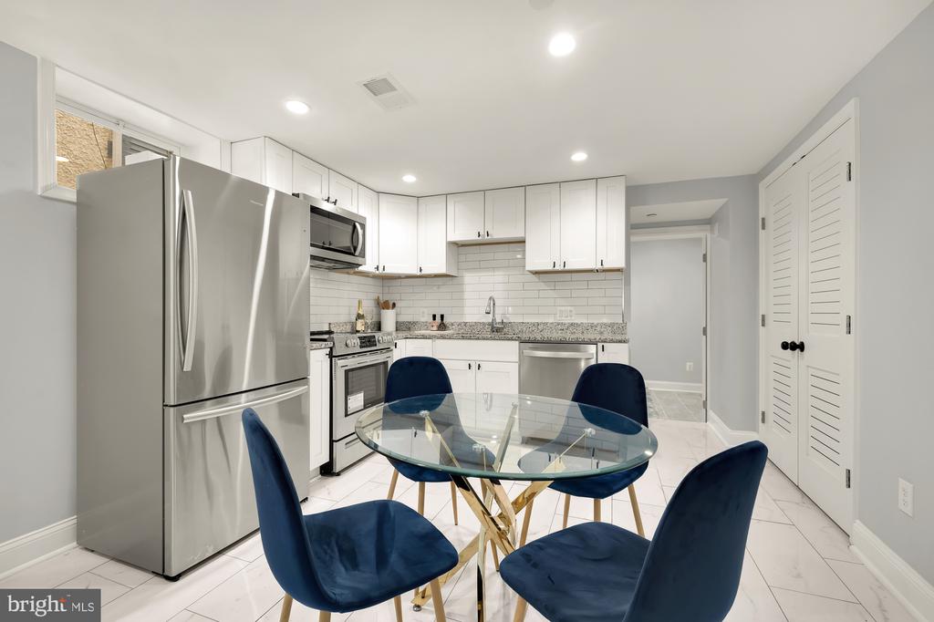 703 Randolph St NW #C