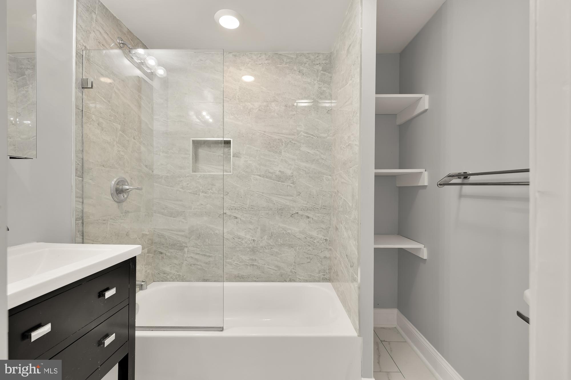 703 Randolph St NW #C