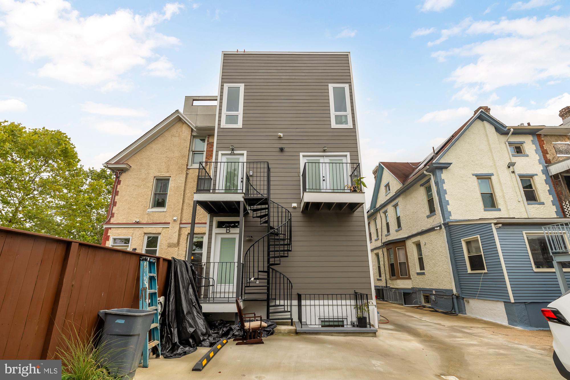 703 Randolph St NW #C