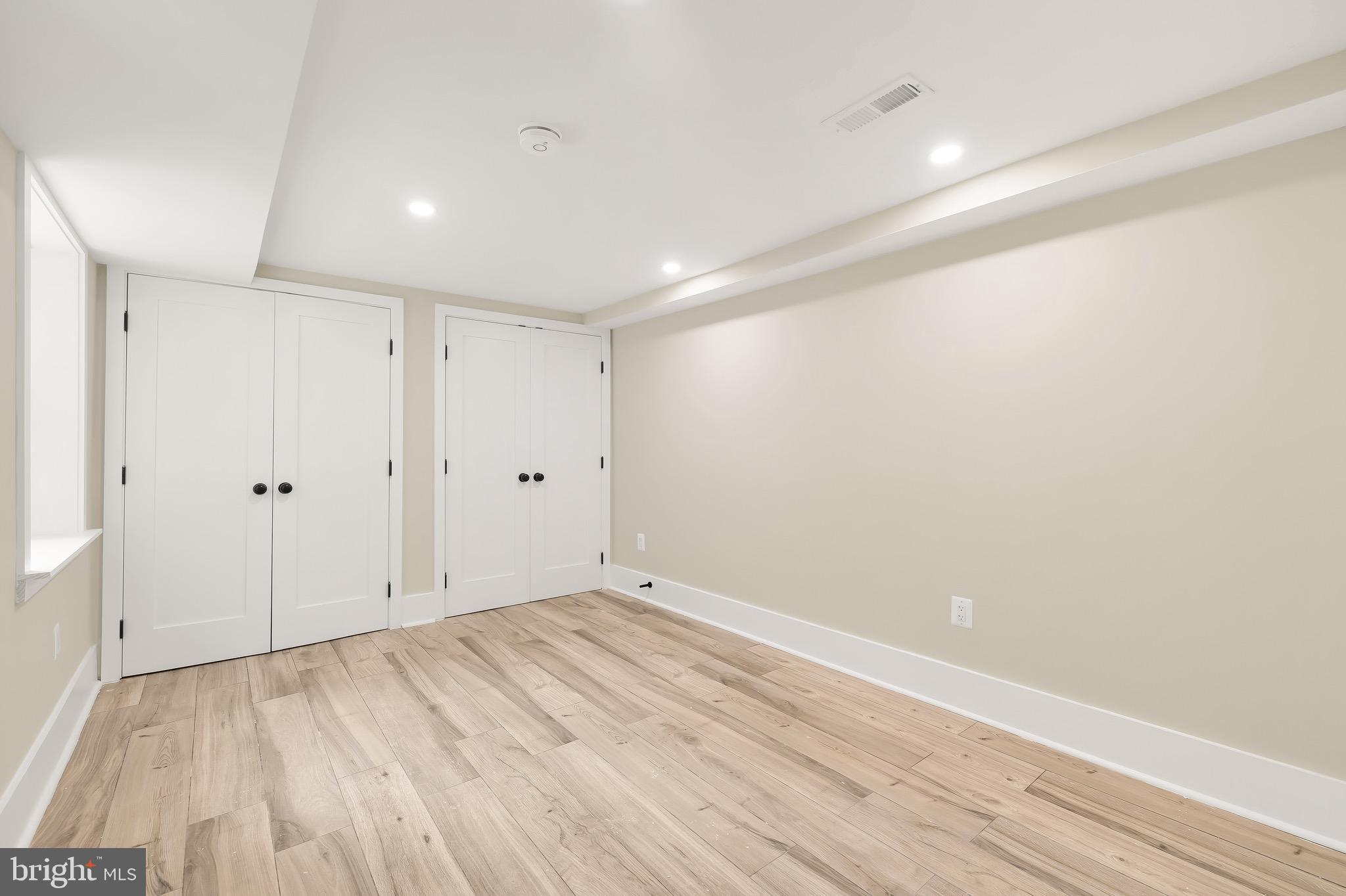 32 Adams St NW