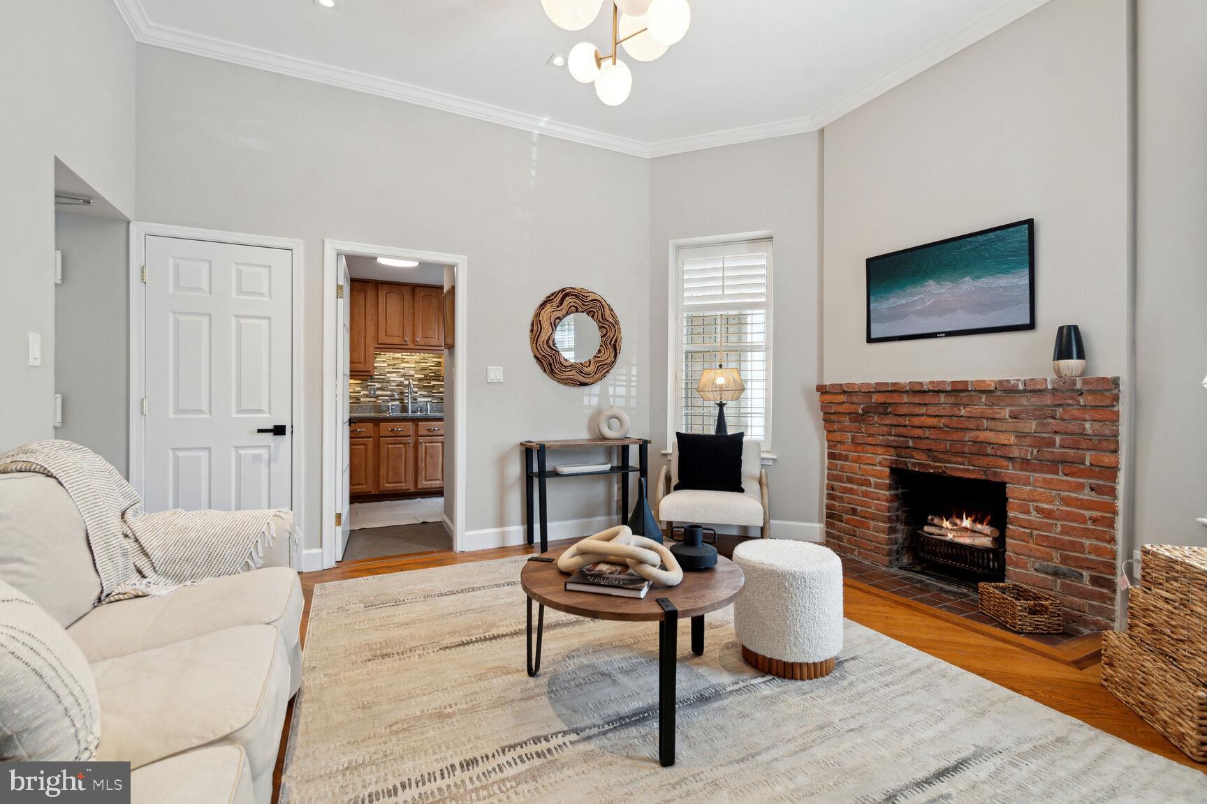 1718 CORCORAN ST NW #12