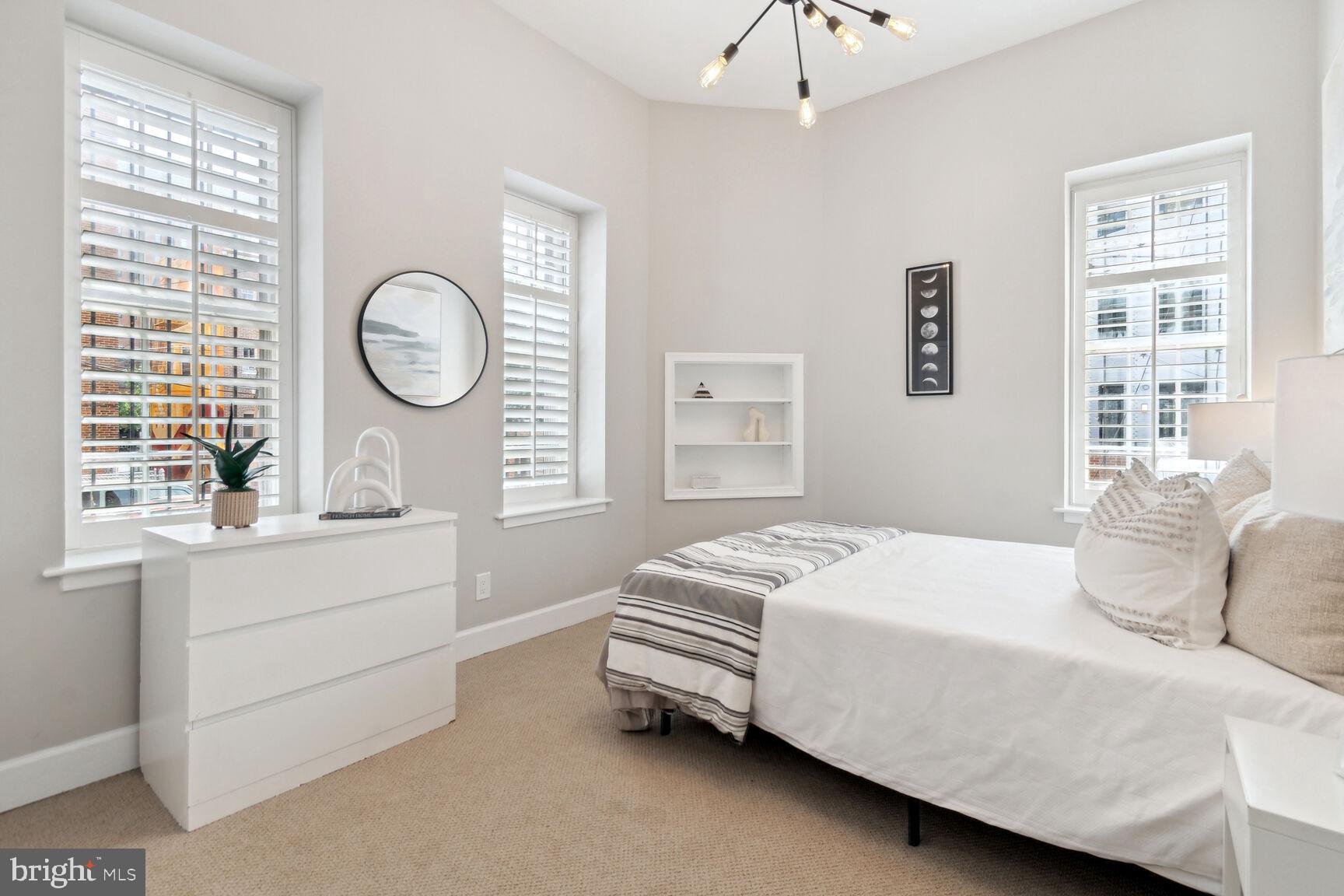 1718 CORCORAN ST NW #12