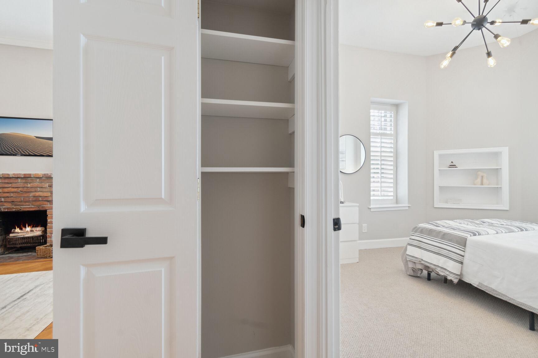 1718 CORCORAN ST NW #12