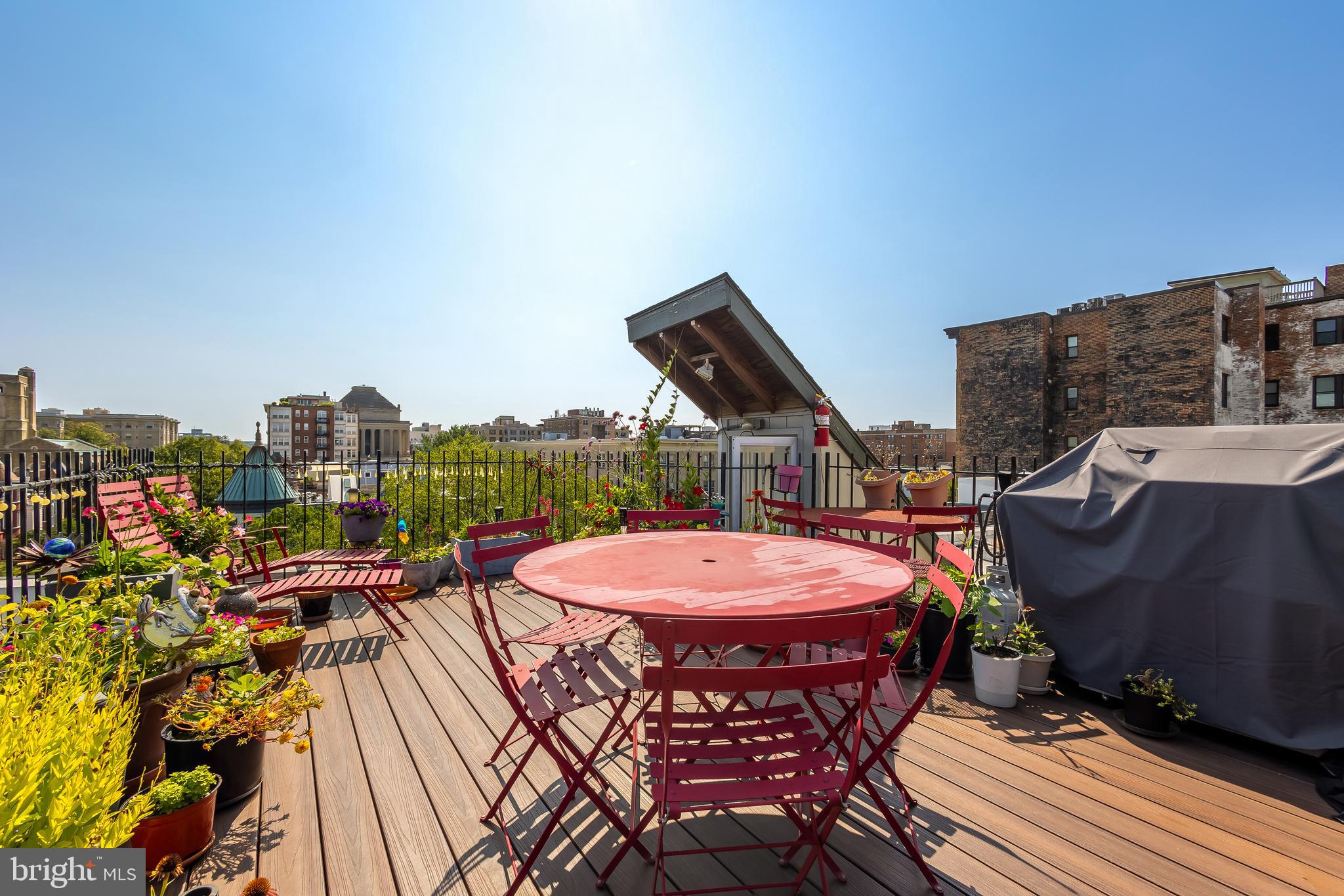1706 S S St NW #1