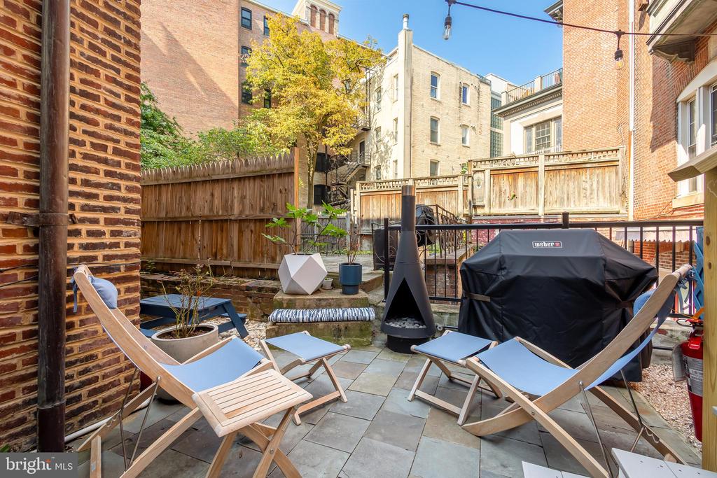 1706 S S St NW #1