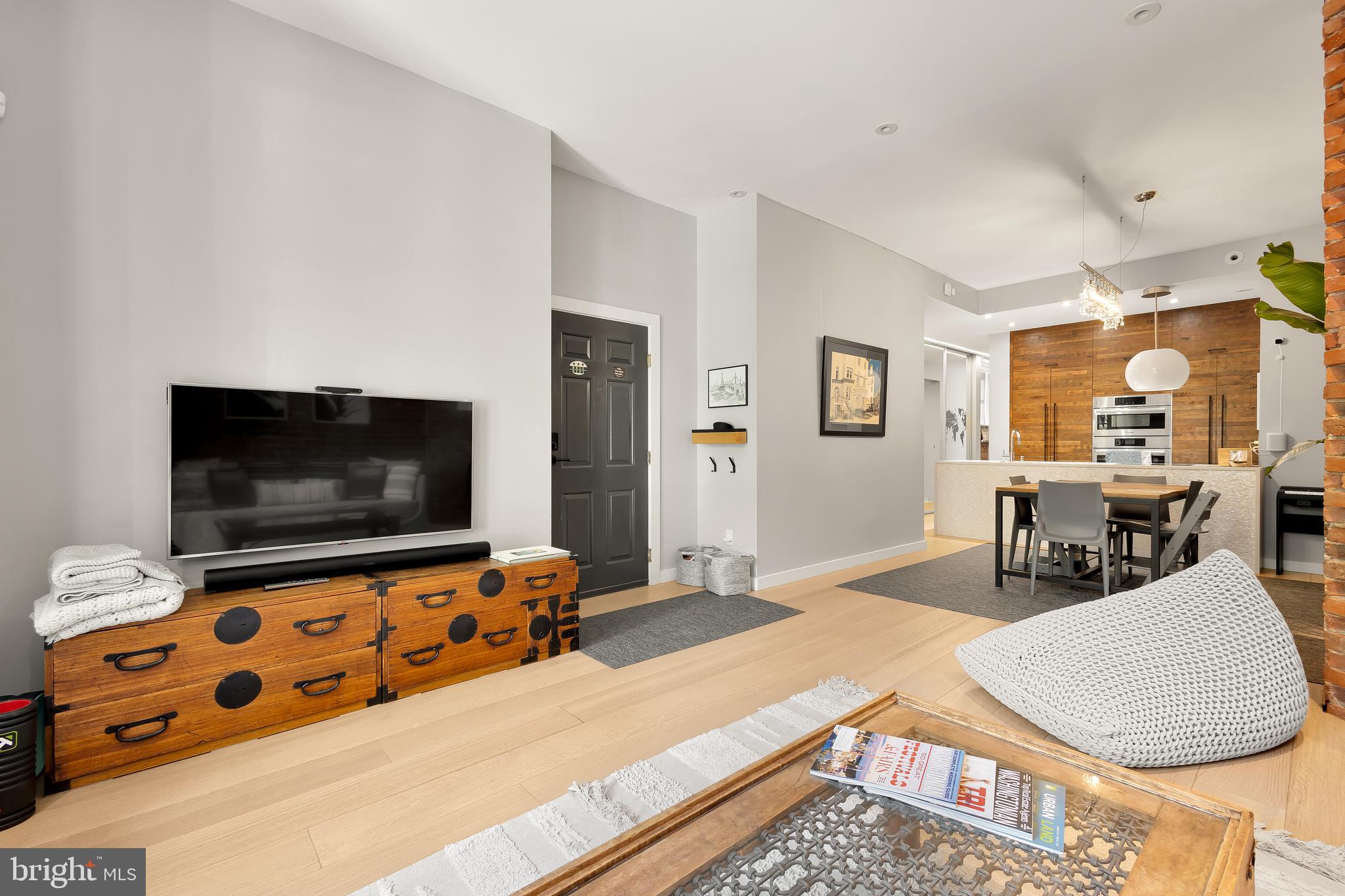 1706 S S St NW #1