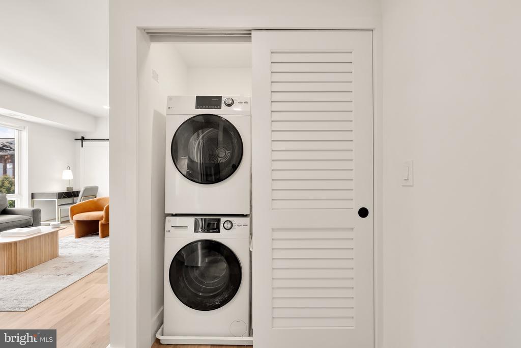 14 P St NW #302
