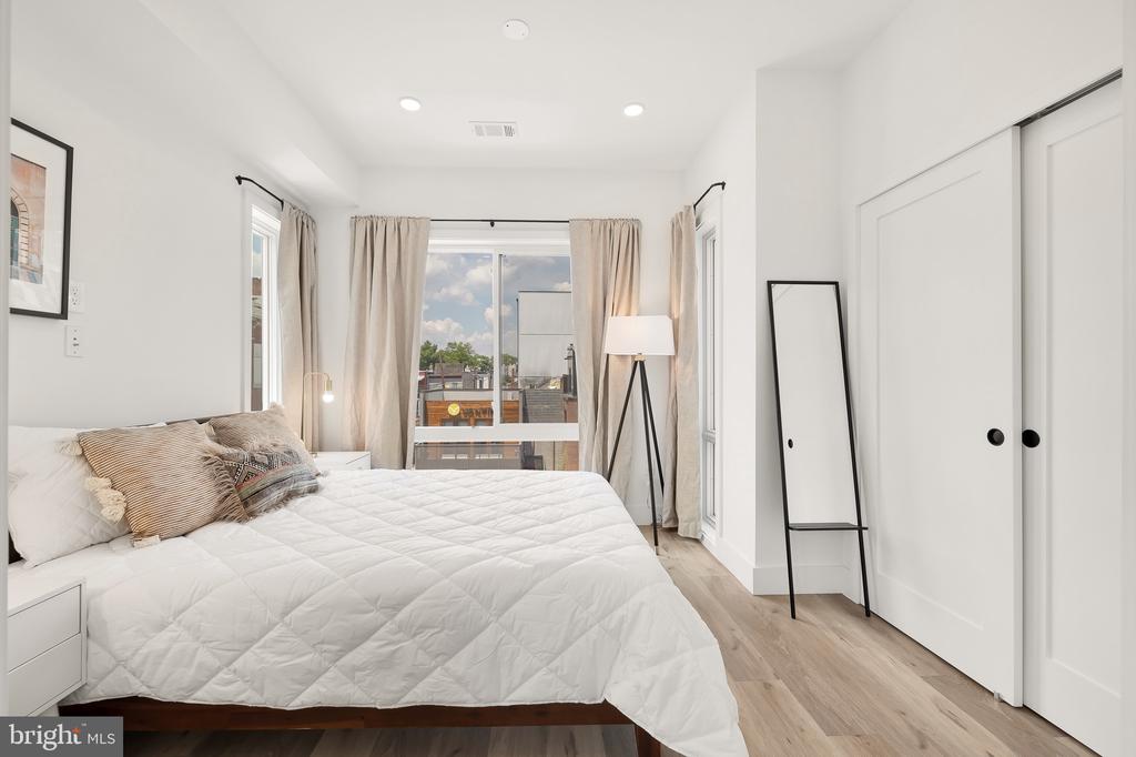 14 P St NW #302