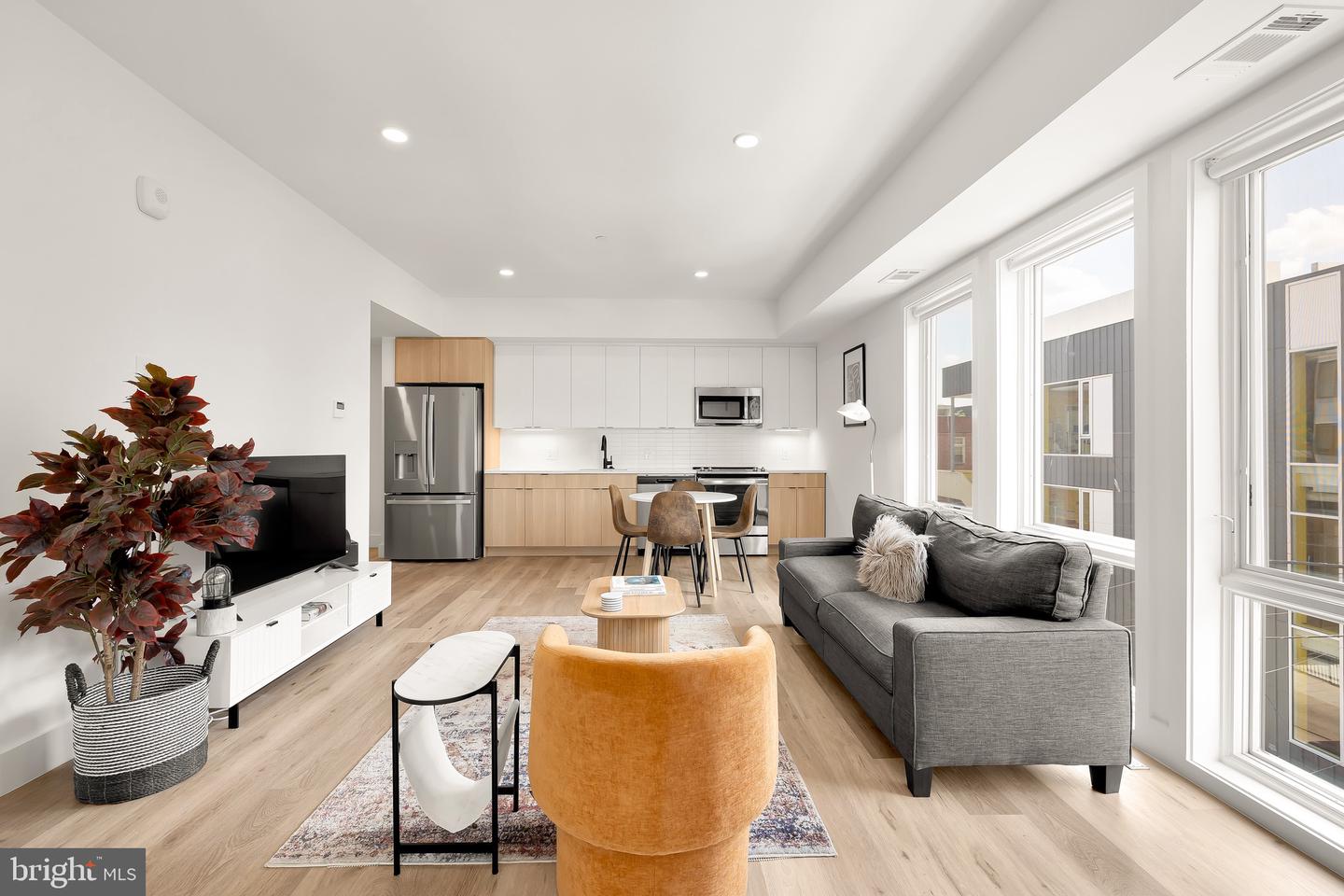 14 P St NW #302