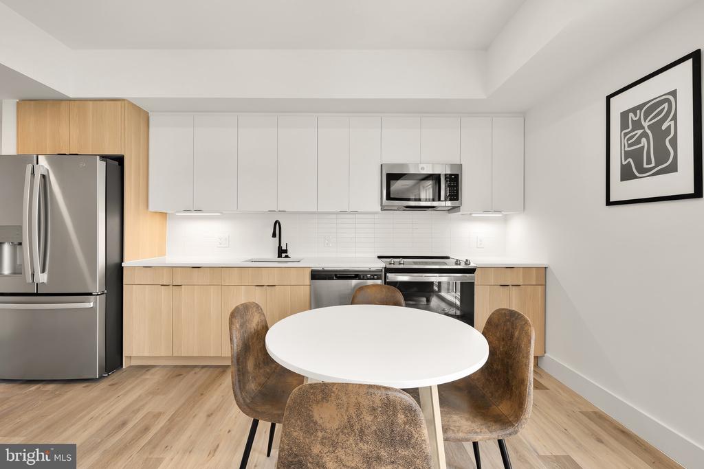 14 P St NW #302