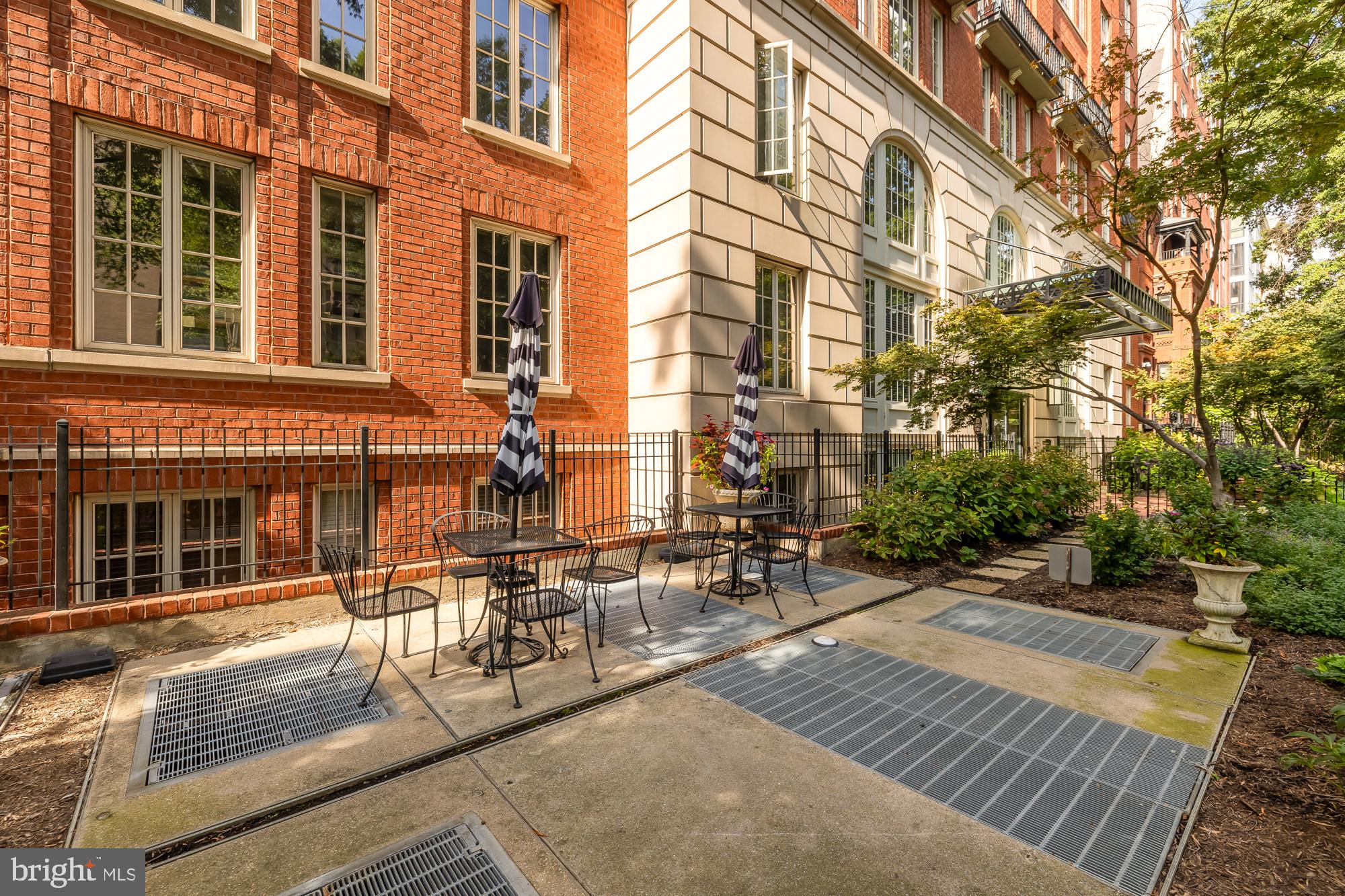 1441 Rhode Island Ave NW #208