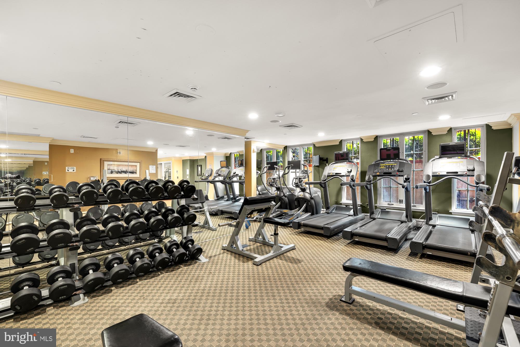 1441 Rhode Island Ave NW #208