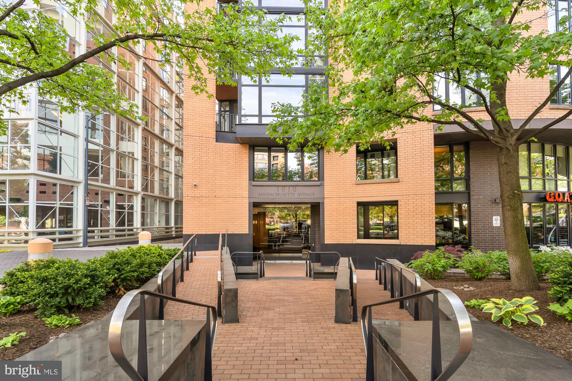 1010 Massachusetts Ave NW #Ph109