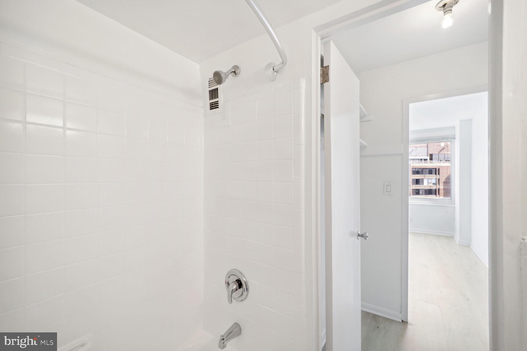 1330 NEW HAMPSHIRE AVE NW #903