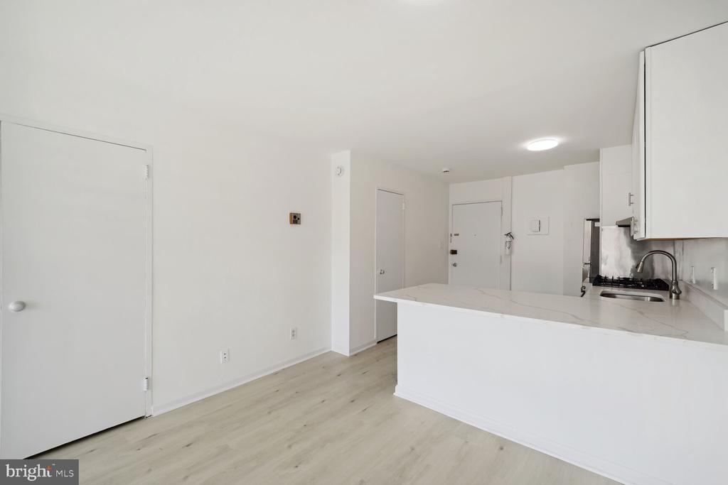 1330 NEW HAMPSHIRE AVE NW #903