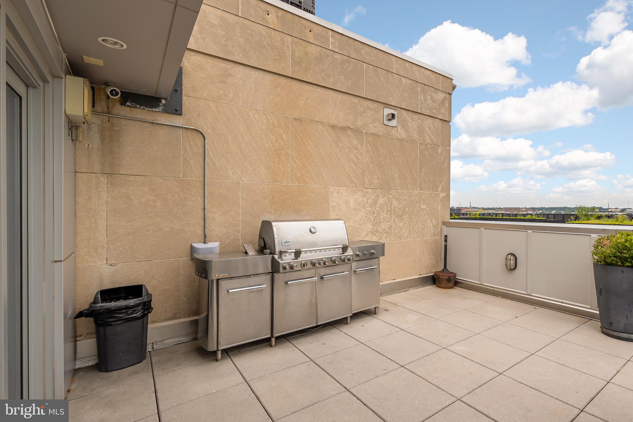 1401 R St NW #303