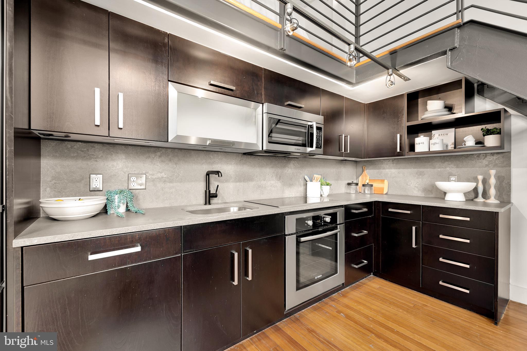 1401 R St NW #303
