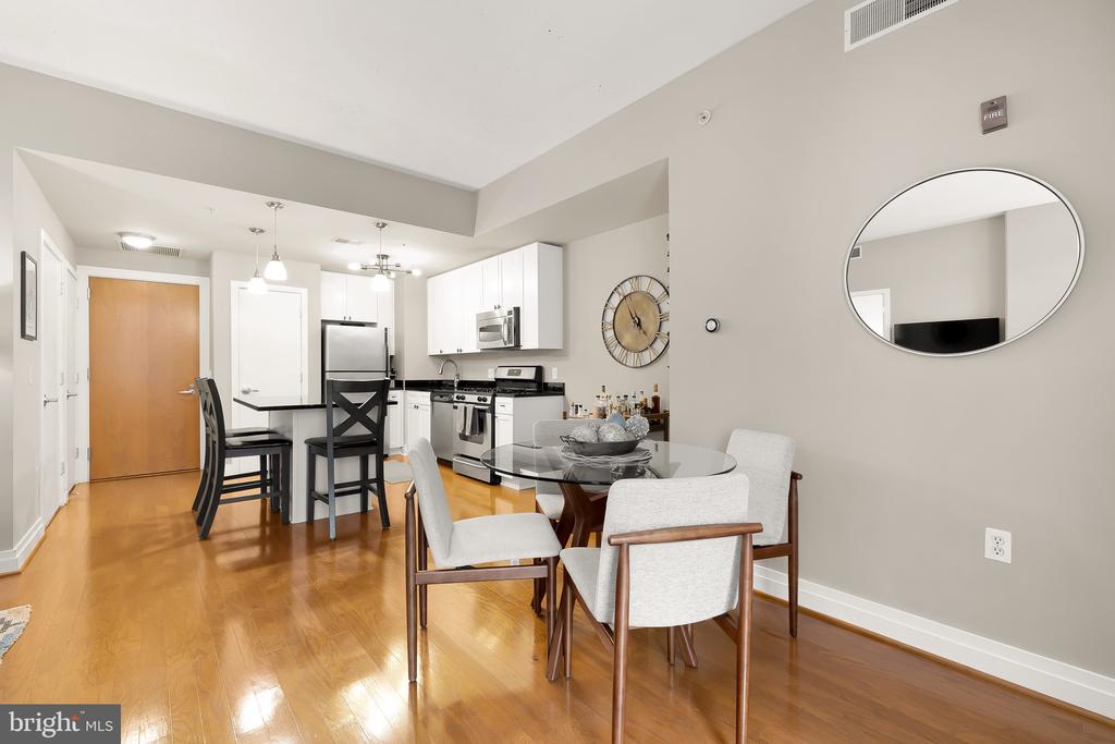 2120 Vermont Ave NW #515