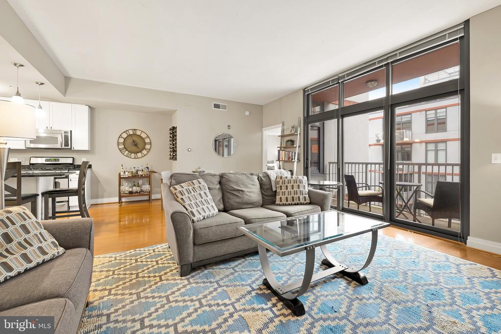 2120 Vermont Ave NW #515