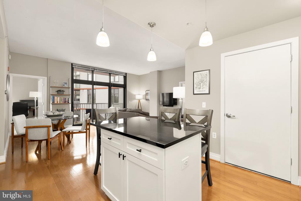 2120 Vermont Ave NW #515