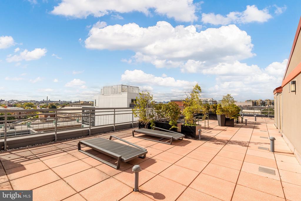 2120 Vermont Ave NW #515