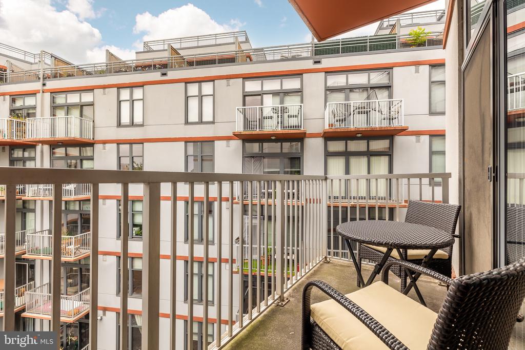 2120 Vermont Ave NW #515