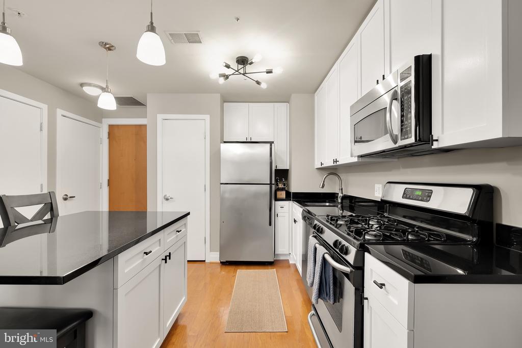2120 Vermont Ave NW #515