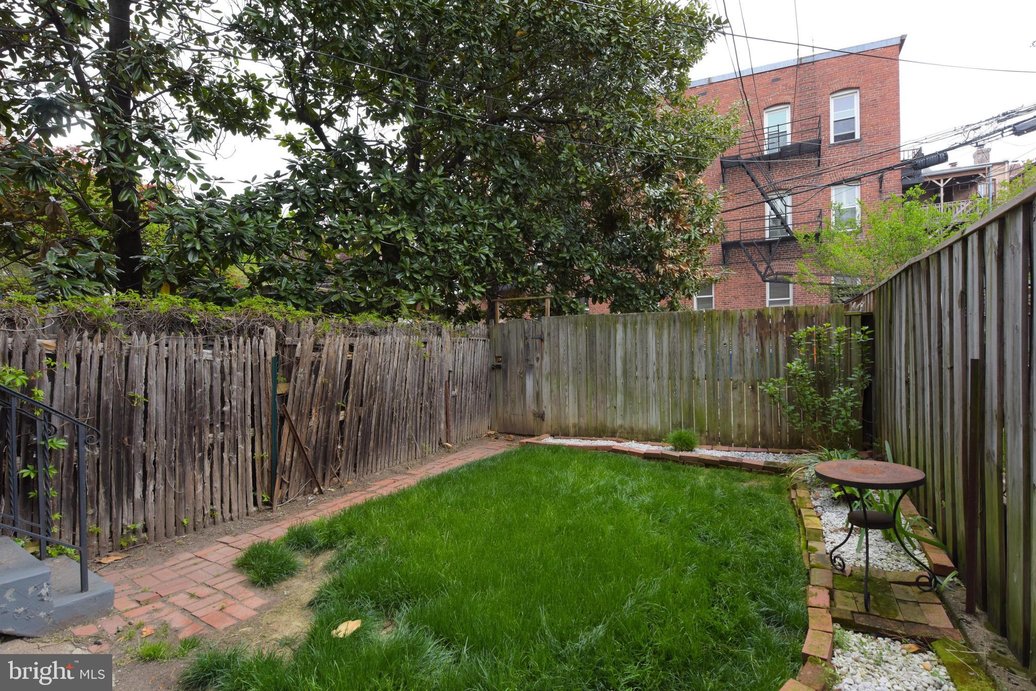113 5th St NE