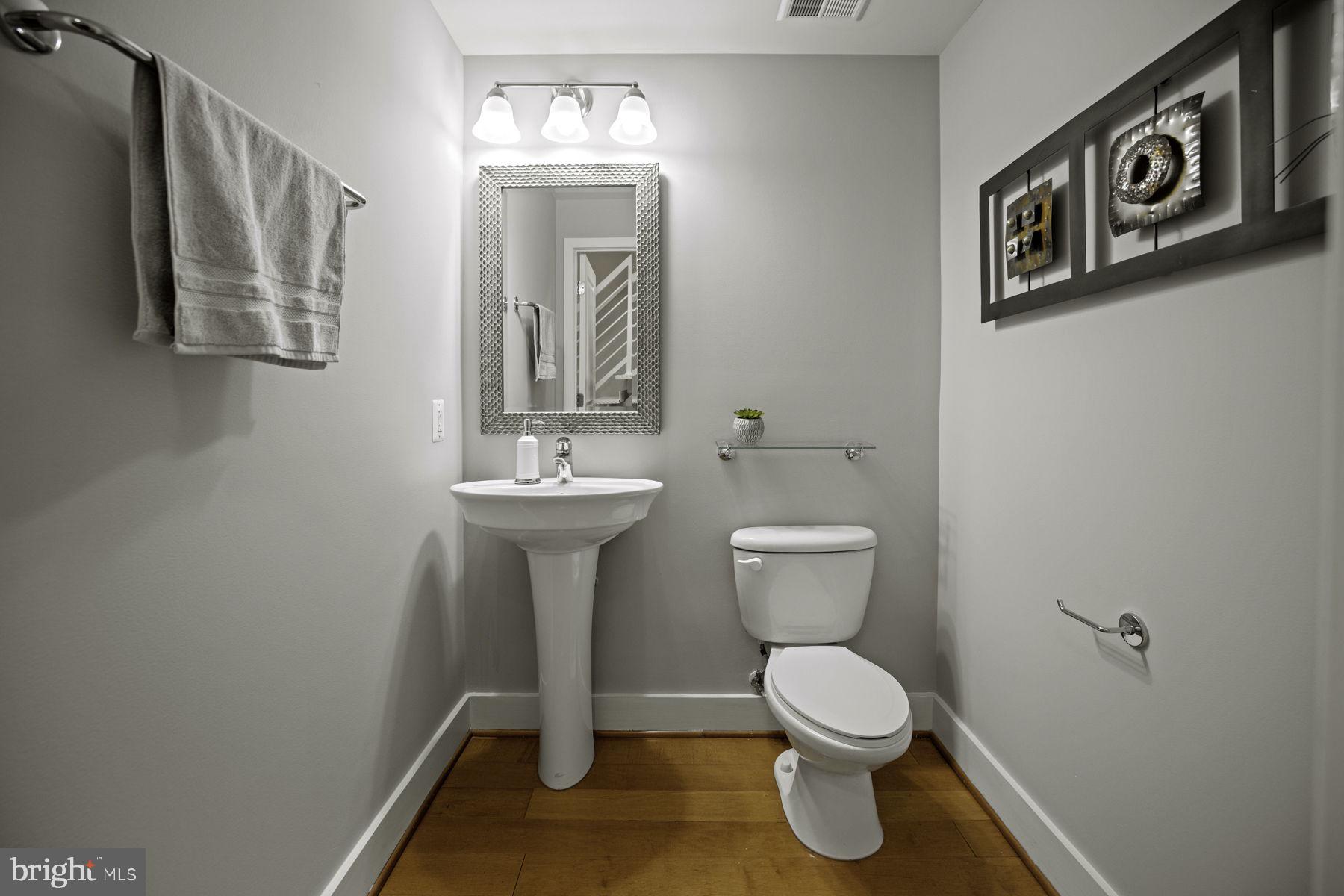 1209 13TH ST NW #201